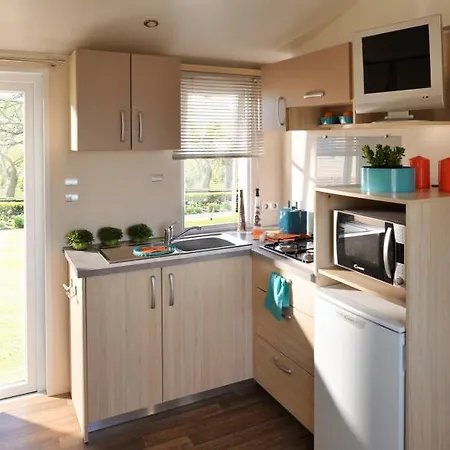 Camping Camping Le Lac De Thoux