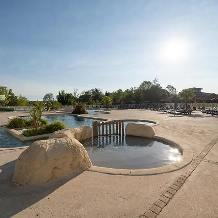 Camping Le Lac De Thoux * Saint-Cricq